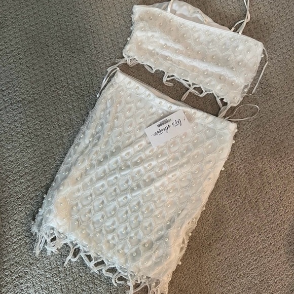 NWT 12th Tribe White Beaded Set for Bachelorette or Bridal - Picture 5 of 6